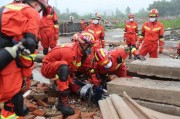 响水地震(江苏响水地震造成多人死伤，当地市长带领抢险队伍救援)