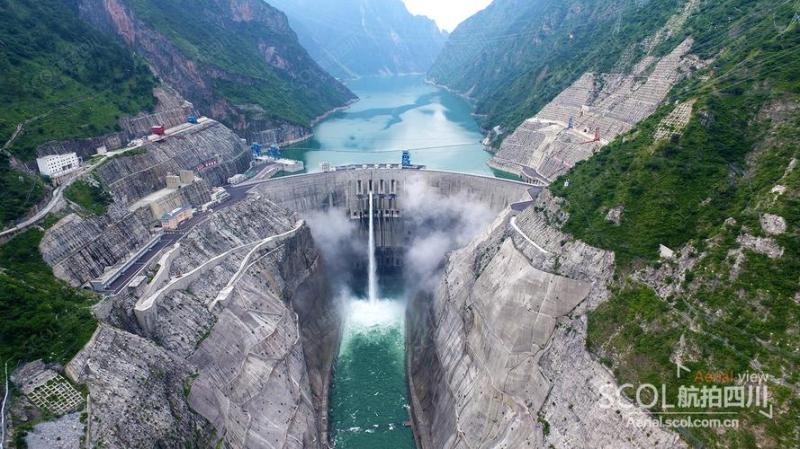 锦屏水电站(锦屏水电站：中国最大的地下水电站重新启用)