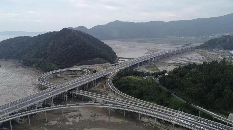 甬台温高速复线(甬台温高速复线正式通车，缩短杭州到台州行车时间)